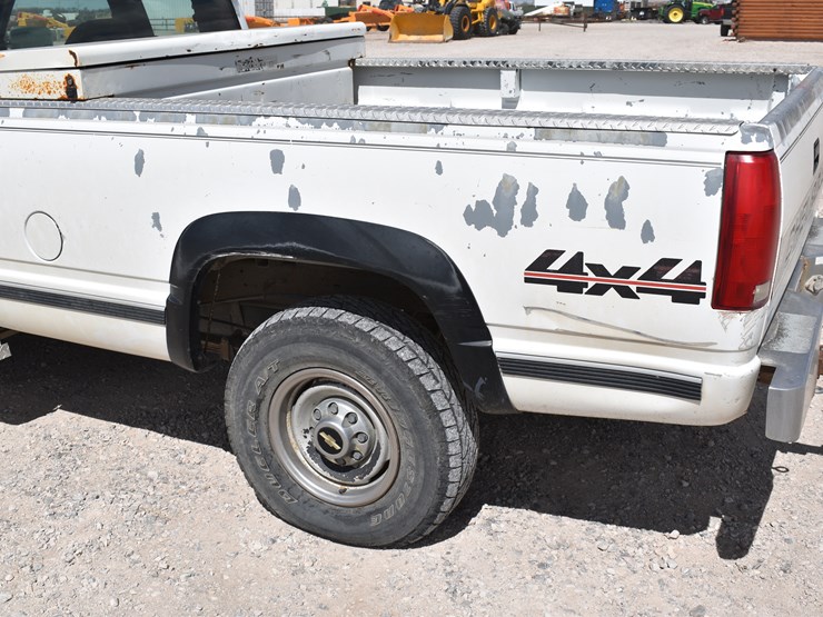 1993-chevrolet-silverado-3500-image-38