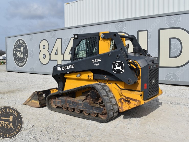 2023-deere-333g-image-7