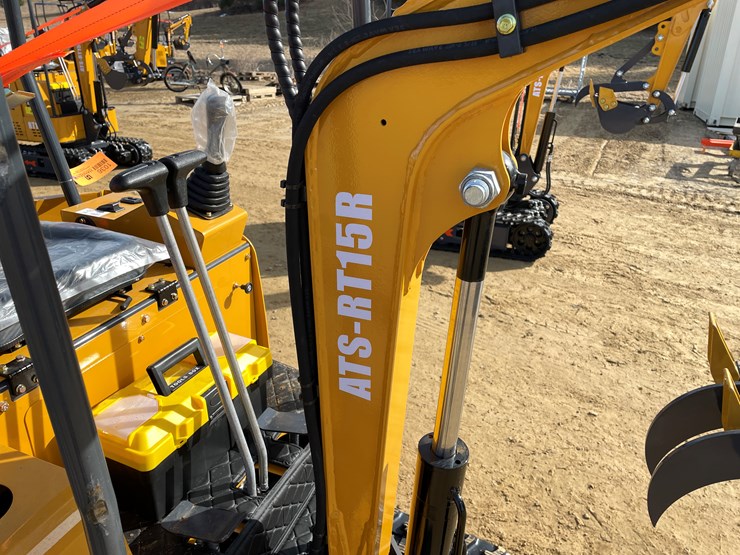 #1036-•-new-ats-rt15r-mini-excavator-image-20