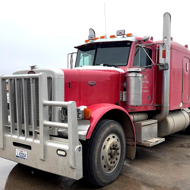 1991 Peterbilt 379 Sleeper