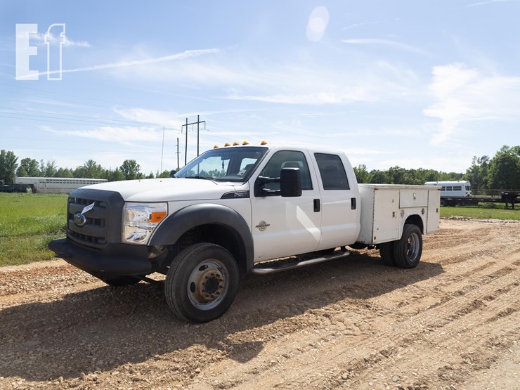 2012-ford-f550-image-1