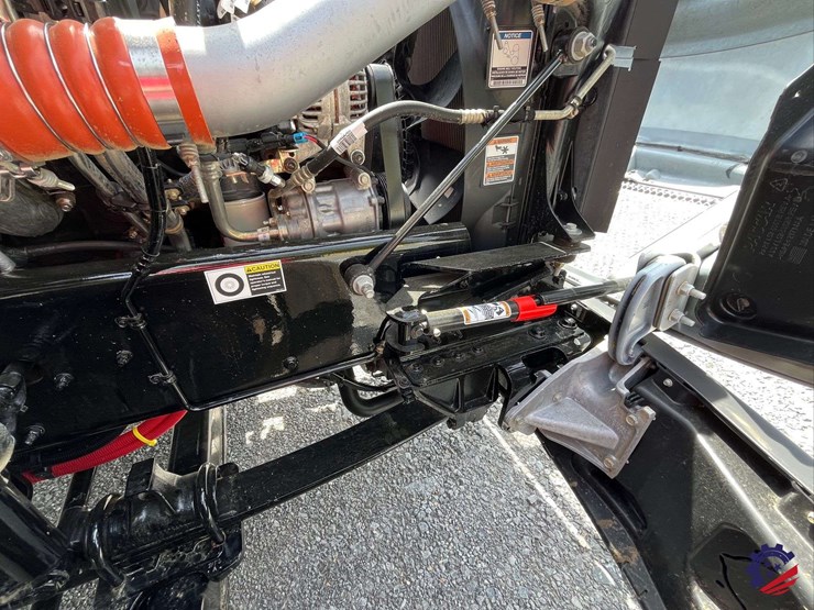 2025-kenworth-t380-image-93