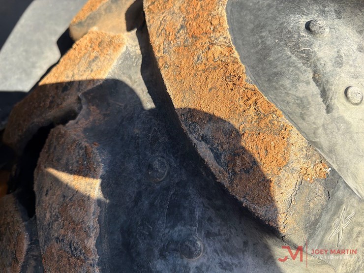 2018-case-586h-image-11