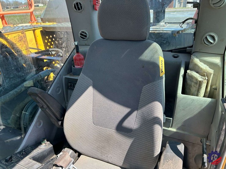 2018-volvo-ec220el-image-102