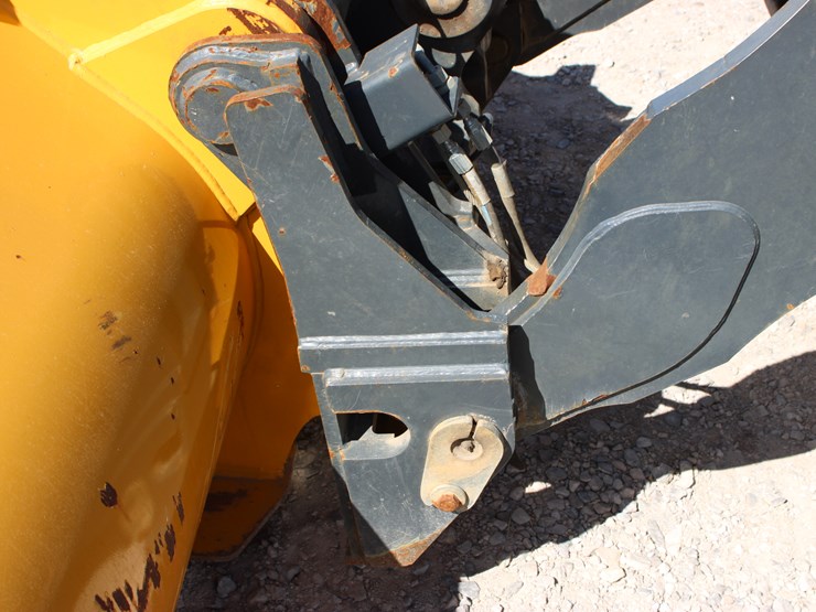 2021-deere-524p-image-21