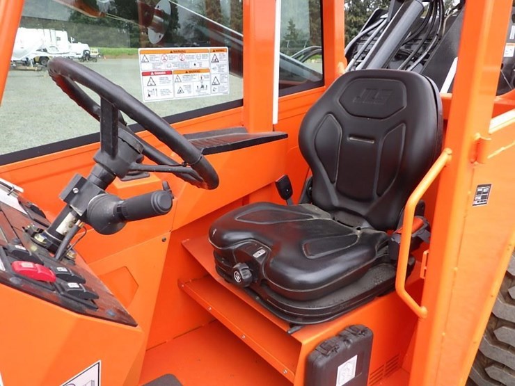 2024-sky-trak-6034-image-22