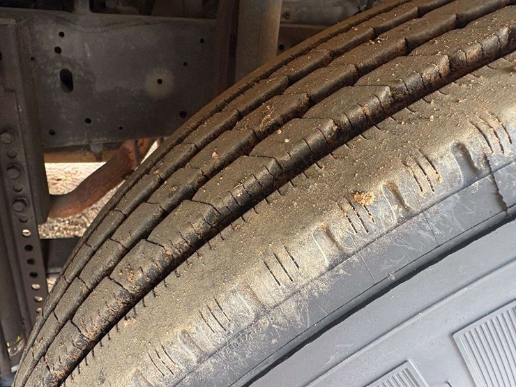 2014-ford-f-53-motorhome-image-8