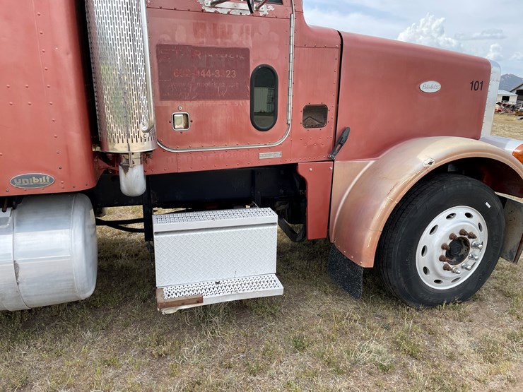 1998-peterbilt-378-image-28