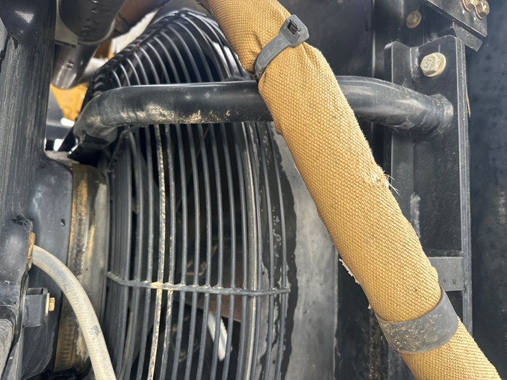 caterpillar-950gc-image-56