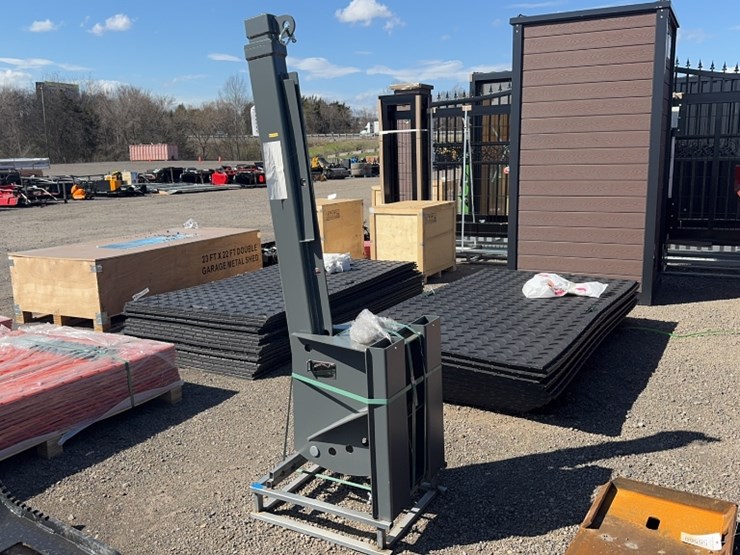 #1052-•-forklift-telescoping-boom-pole-image-3