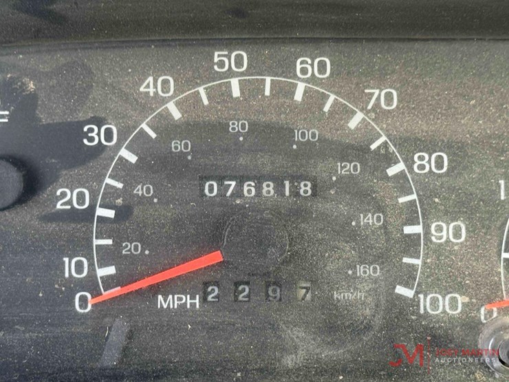 2006-ford-f750-xl-image-22