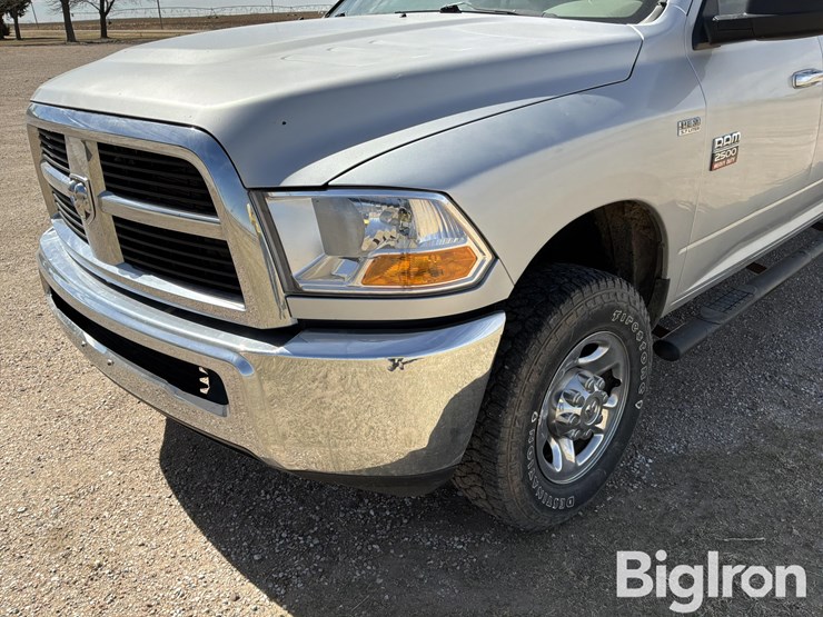 2011-dodge-2500-image-9