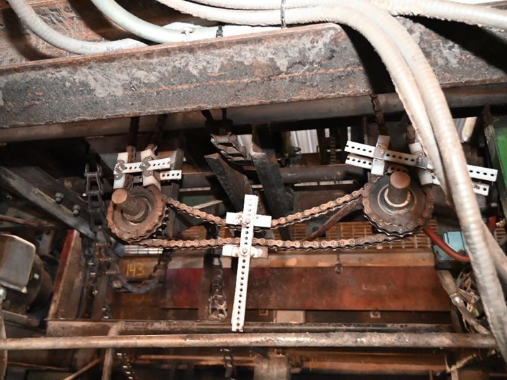 #138-•-roll-case-with-pop-up-transfers-image-21