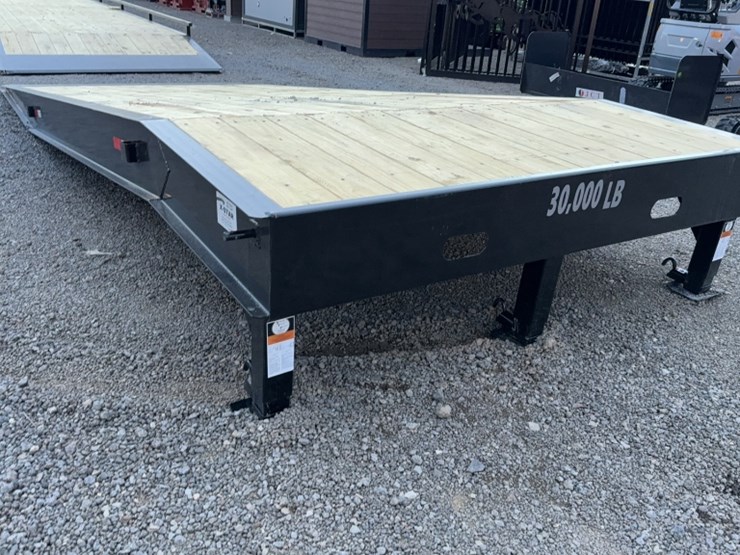 #2063-•-30k-lbs.-portable-loading-ramp-image-1
