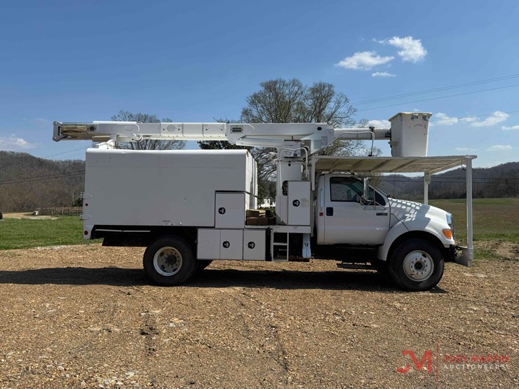 2009-ford-f750-xl-image-2