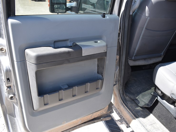 2013-ford-f250-xlt-image-34