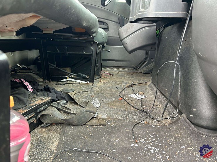 2009-international-7400-image-55