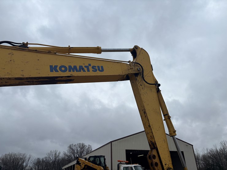 2001-komatsu-pc200-lc-image-37