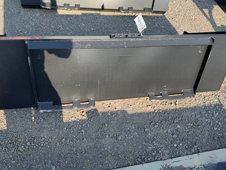 #2075-•-trubilt-66"-skid-steer-smooth-bucket-image-3