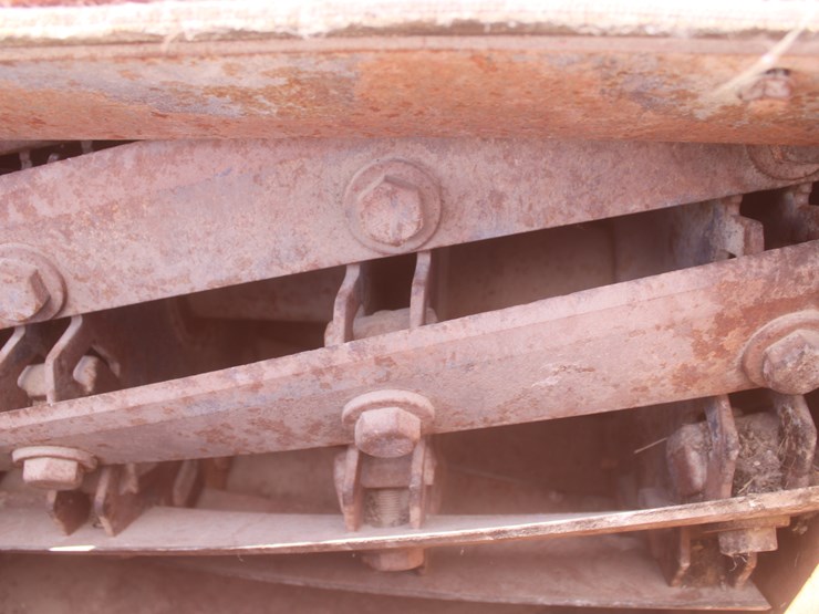 international-830-image-22