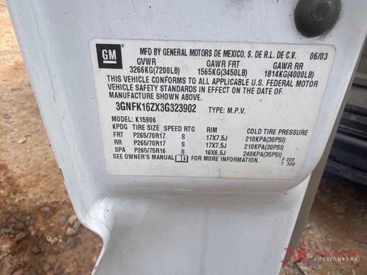 chevrolet-suburban-image-17