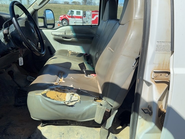 2003-ford-f450-image-22