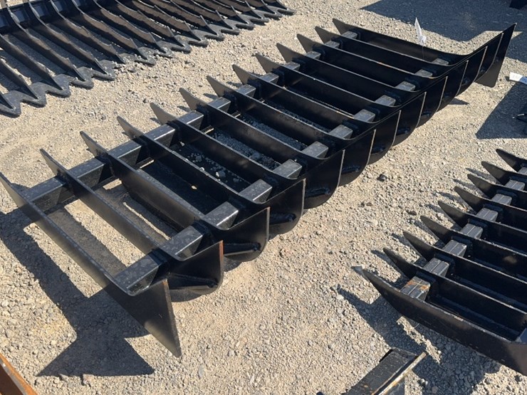 #1024-•-70"-skid-steer-root-rake-image-3