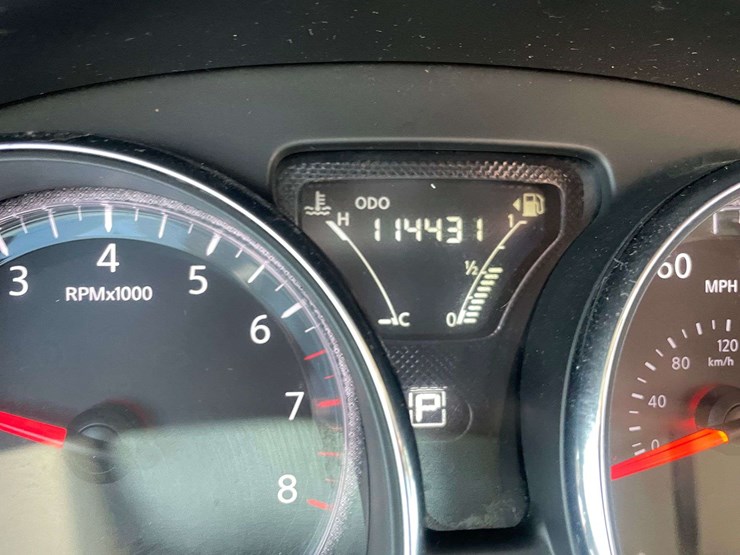 2019-nissan-versa-sv-4-door-sedan-(114,431-miles)-image-25
