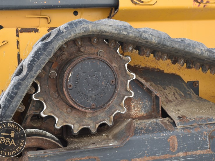 2023-deere-333g-image-35