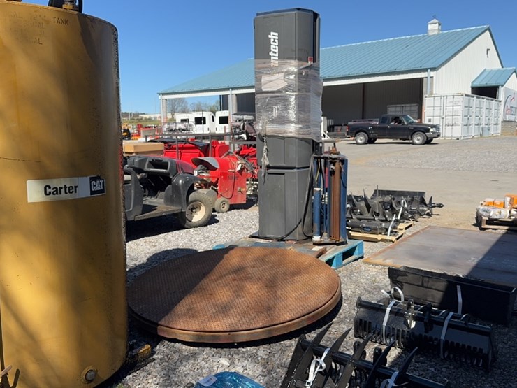 #6011-•-lantech-pallet-wrapper-image-6