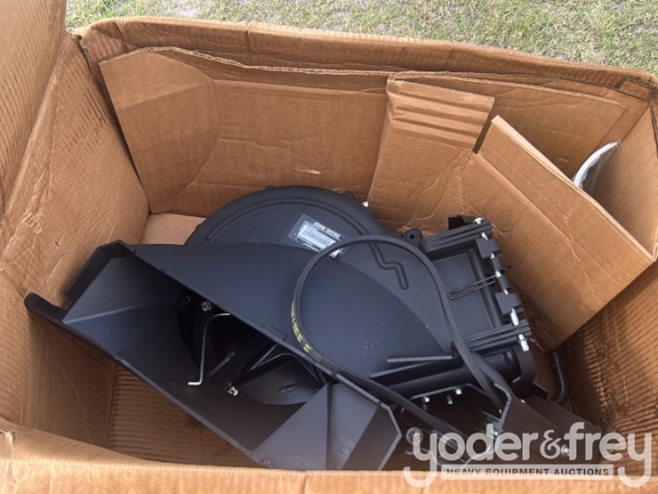 john-deere-100-image-5