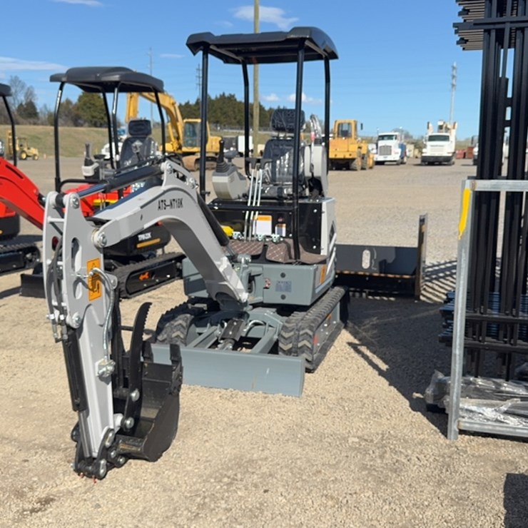 #1093 • 2025 ATS-NT18K MINI EXCAVATOR