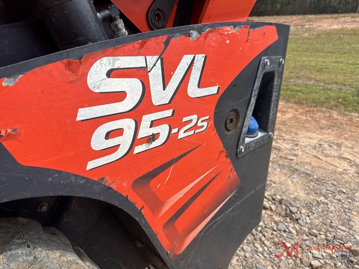 2017-kubota-svl95-2s-image-12