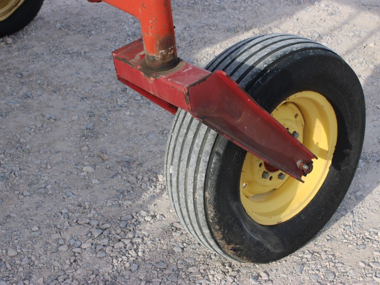 new-holland-2550-image-22