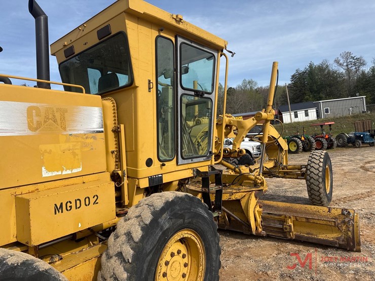 1996-caterpillar-140h-image-21