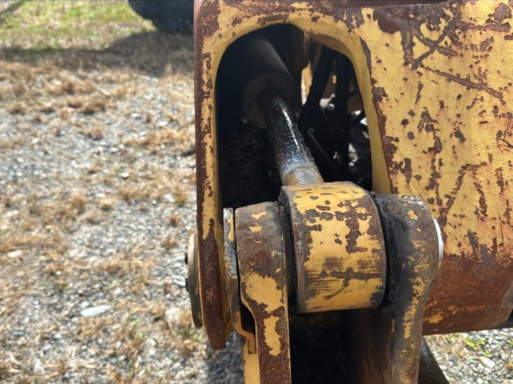 caterpillar-525b-image-16