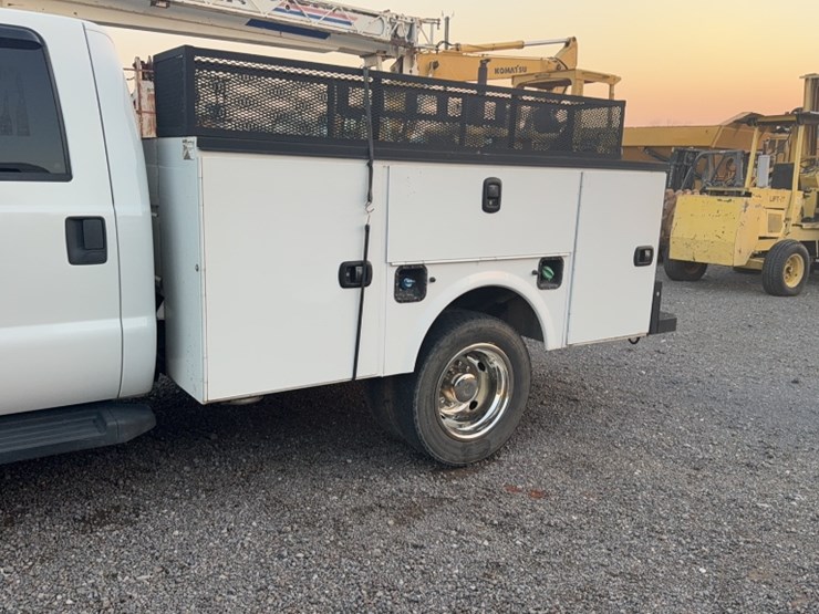 2016-ford-f450-image-14