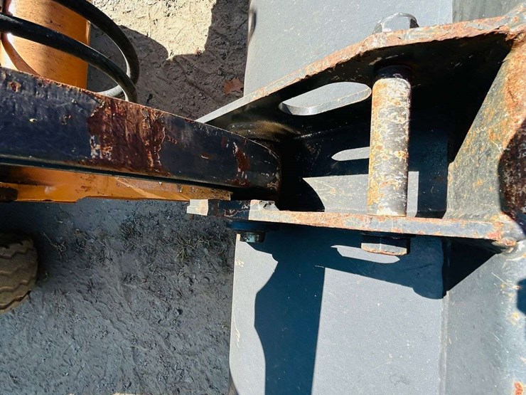 2021-case-580n-image-24