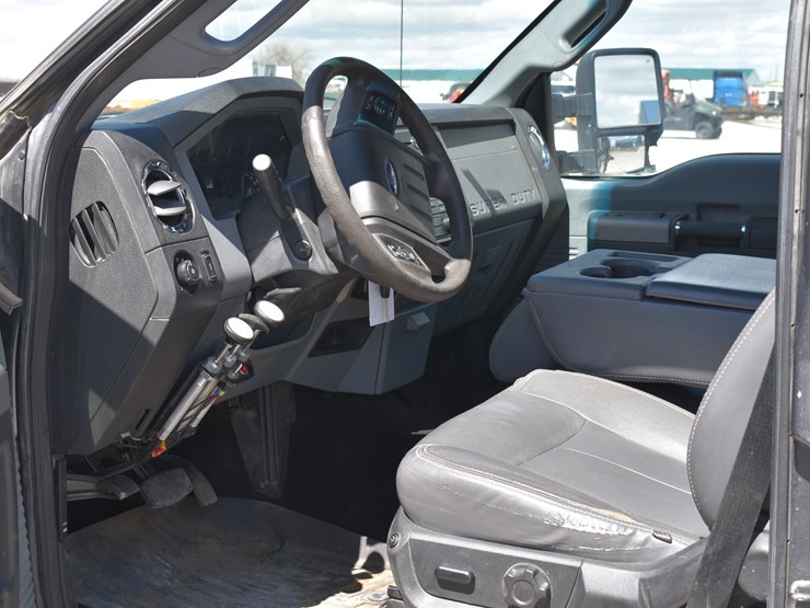 2013-ford-f250-xlt-image-23