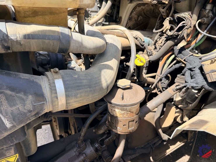 2007-international-7400-image-24