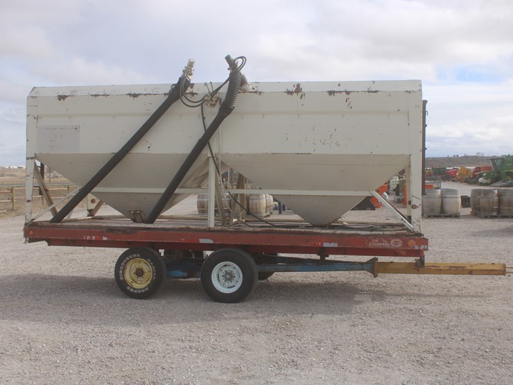 #1054-•-prairie-built-double-hopper-seed-tender-image-6