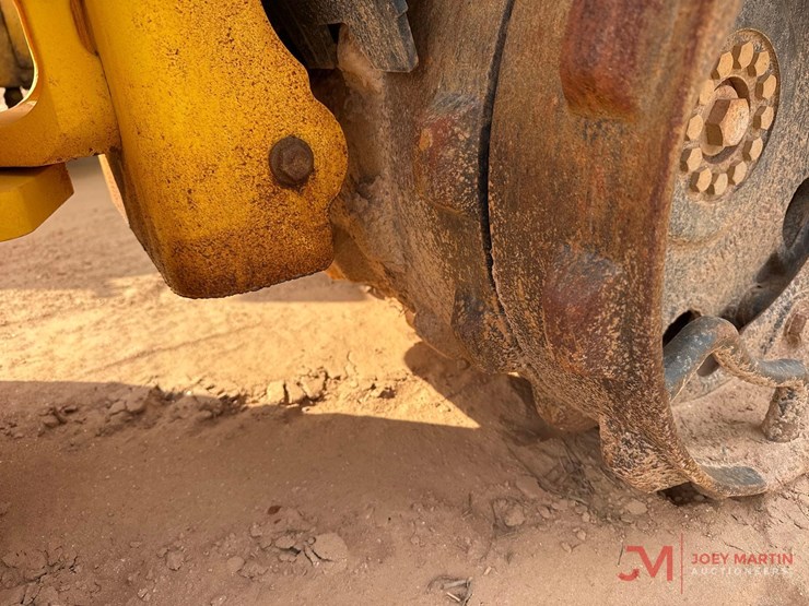 2018-bomag-bmp8500-image-9