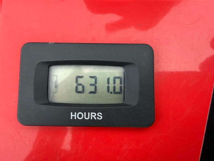 2019-gravely-zt-x-zero-turn-mower-(631-hours)-image-2