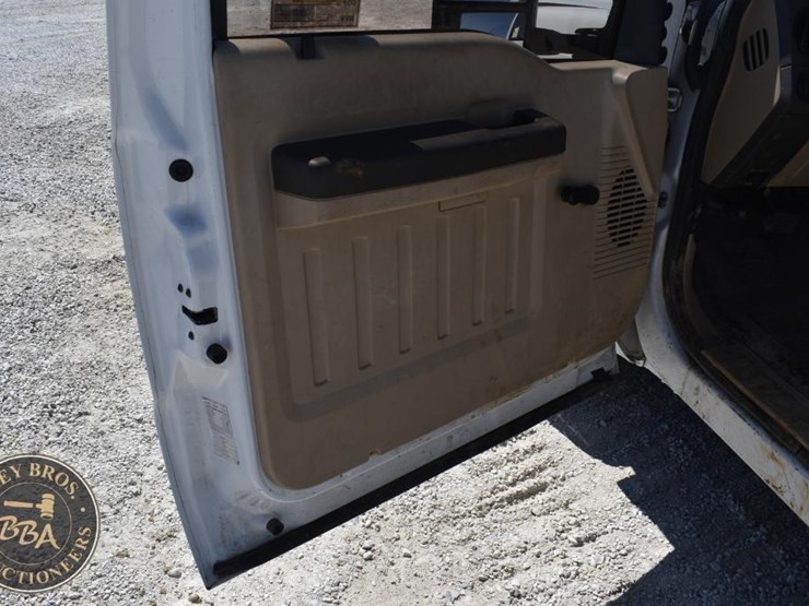 2008-ford-f350-image-22