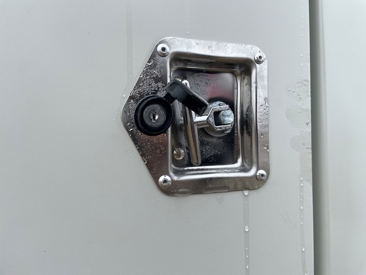 #117-•-12'-storage-container-image-22