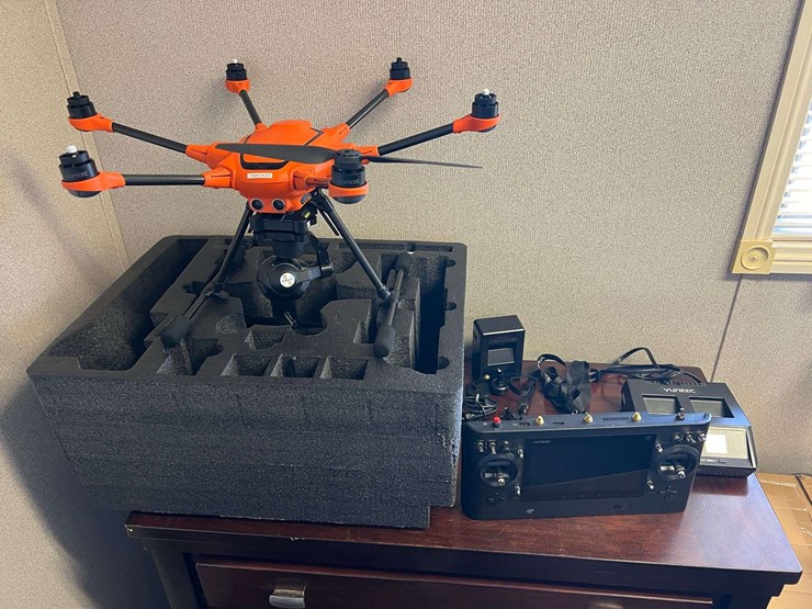 yuneec-h520-commercial-drone-with-low-light/thermal-camera-image-2