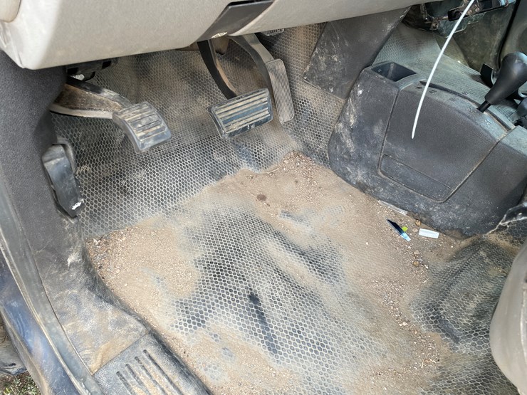 2009-chevrolet-2500-image-38