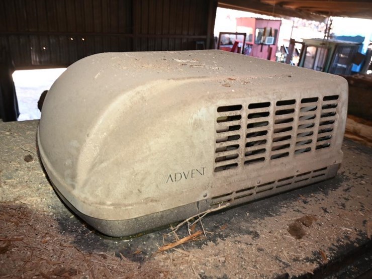 #122-•-sawyer's-cab-image-5