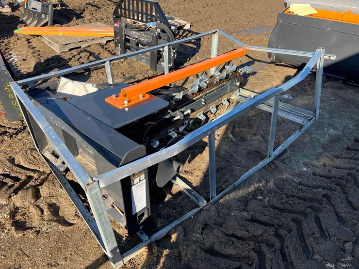 skid-steer-trencher-image-4