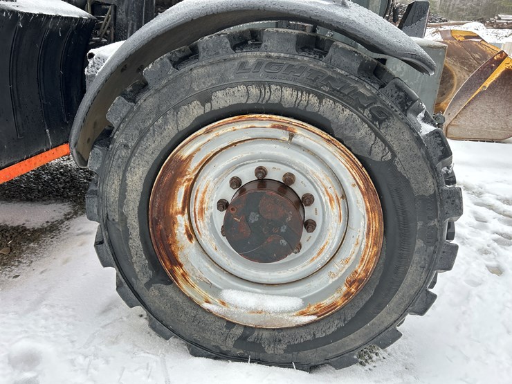 2006-jlg-g12-55a-image-69